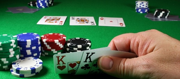 texas holdem poker oyun kuralları ve bilgiler